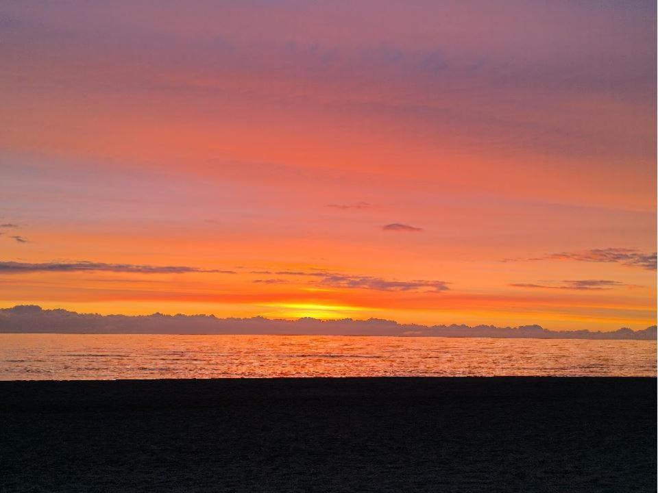 Appartement De Vacances - Splendide Vue Sur Mer, Parking Prive Le Barcarès Eksteriør bilde